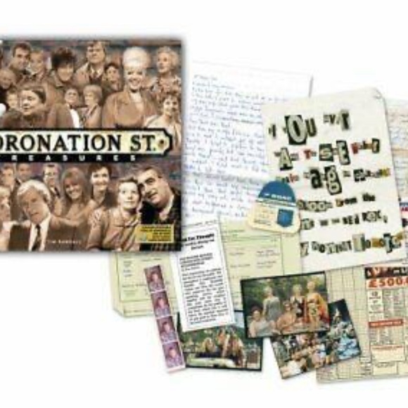 CORONATION ST. Book by Tim Randall, filled with great Corrie TREASURES, with CD - Picture 2 of 2